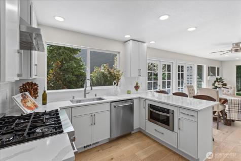 1825 112th Avenue NE Bellevue WA 98004