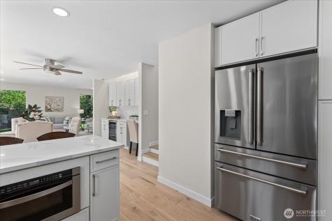 1825 112th Avenue NE Bellevue WA 98004