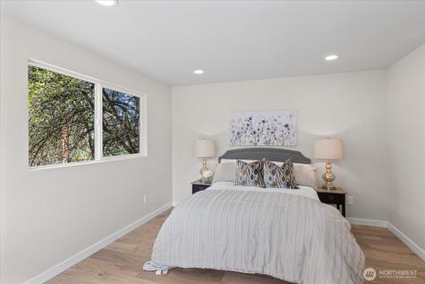 1825 112th Avenue NE Bellevue WA 98004