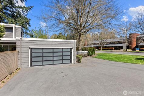 1825 112th Avenue NE Bellevue WA 98004