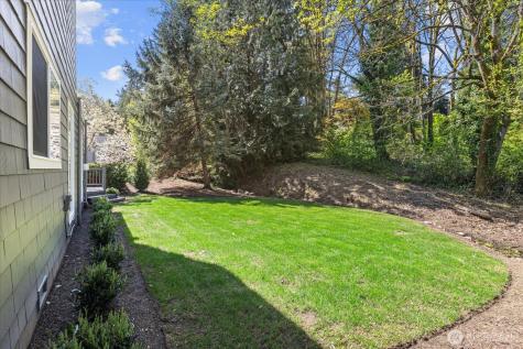 1825 112th Avenue NE Bellevue WA 98004