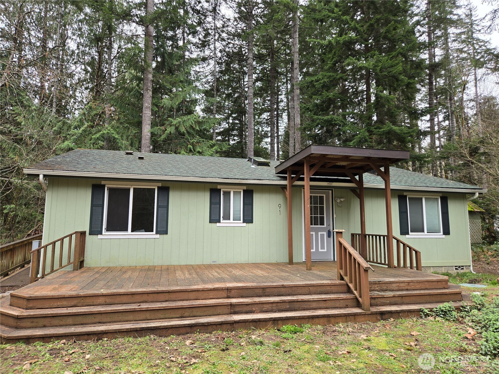 91 N Gadwall Place N Hoodsport WA 98548