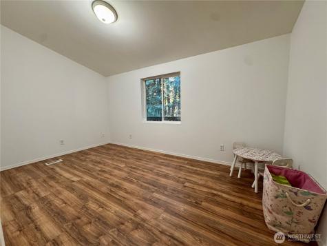 91 N Gadwall Place N Hoodsport WA 98548