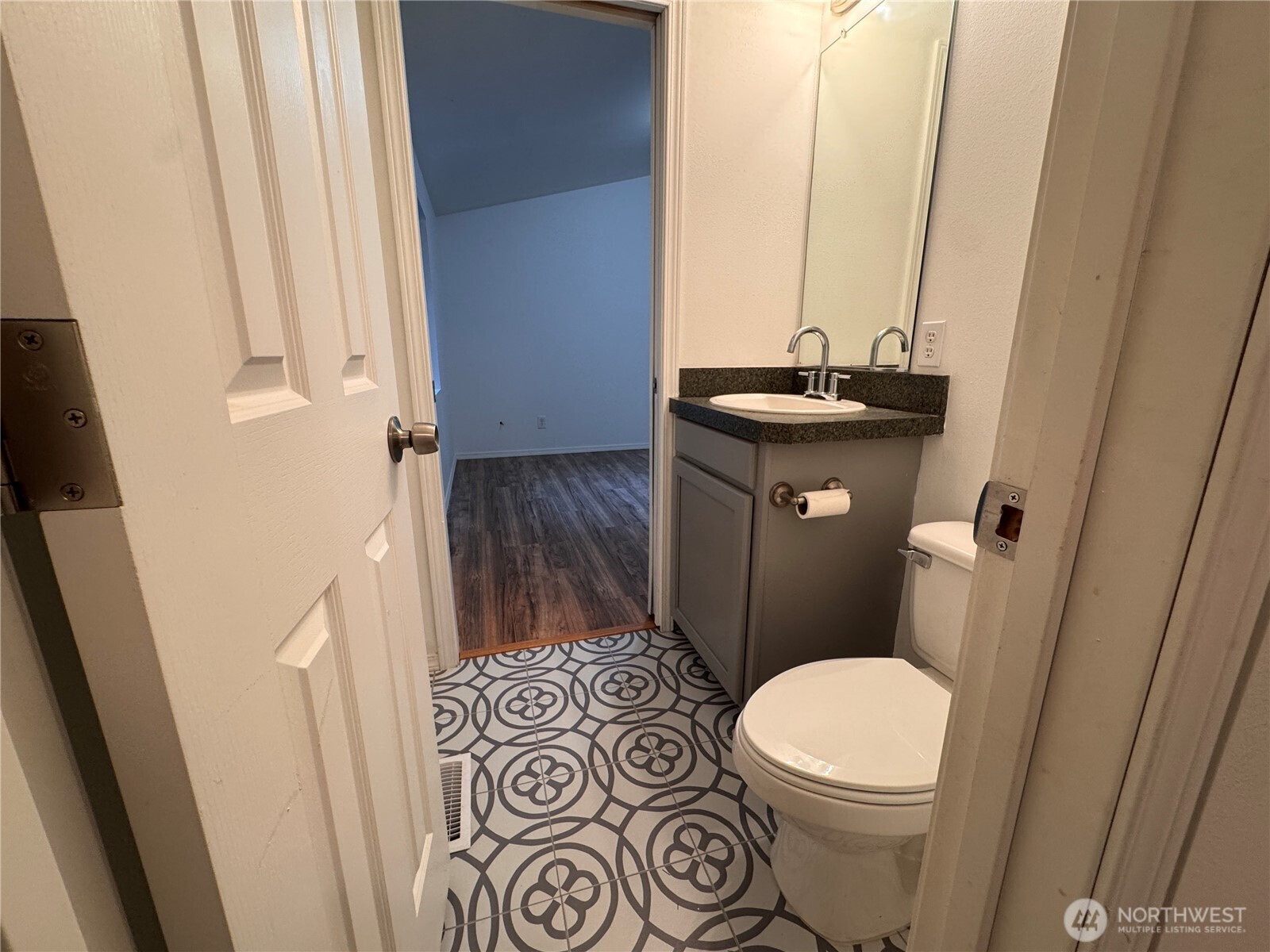 91 N Gadwall Place N Hoodsport WA 98548