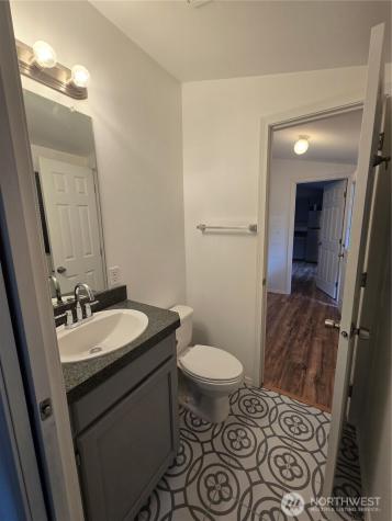 91 N Gadwall Place N Hoodsport WA 98548