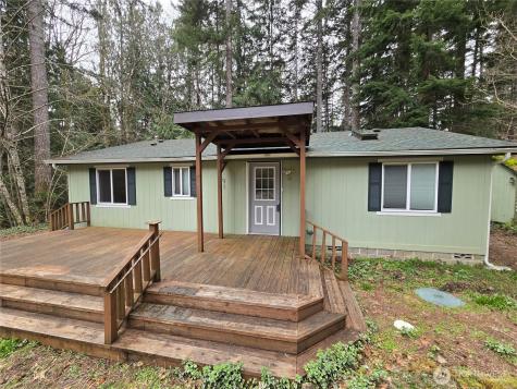 91 N Gadwall Place N Hoodsport WA 98548