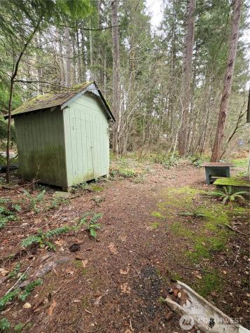 91 N Gadwall Place N Hoodsport WA 98548