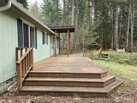 91 N Gadwall Place N Hoodsport WA 98548