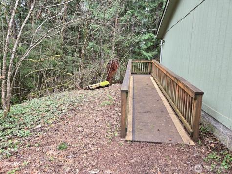 91 N Gadwall Place N Hoodsport WA 98548