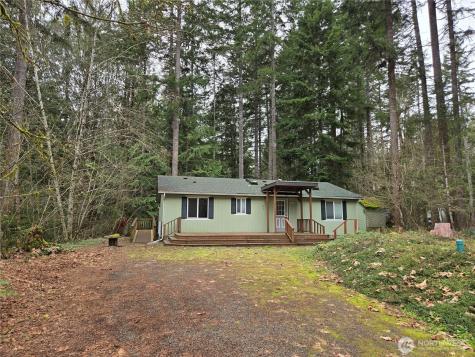 91 N Gadwall Place N Hoodsport WA 98548