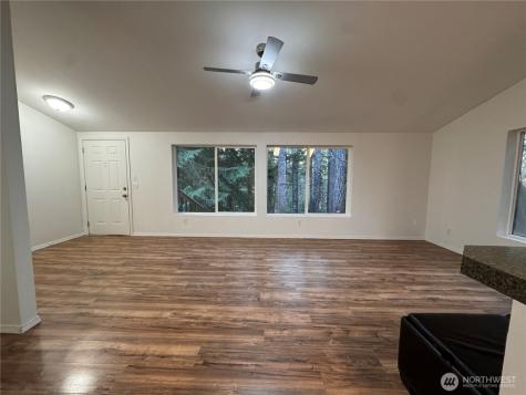 91 N Gadwall Place N Hoodsport WA 98548