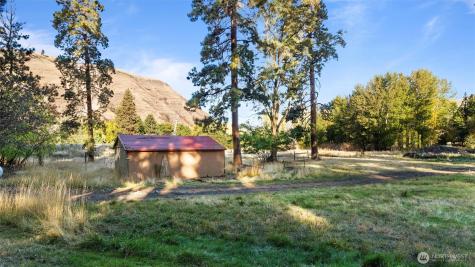 106 Wolf Ridge Lane Dayton WA 99328