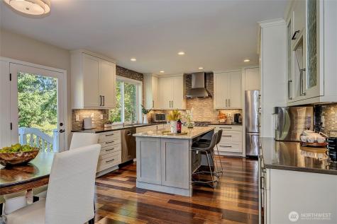 16602 SE 57th Place Bellevue WA 98006