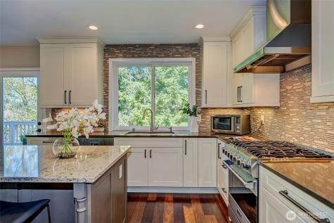 16602 SE 57th Place Bellevue WA 98006