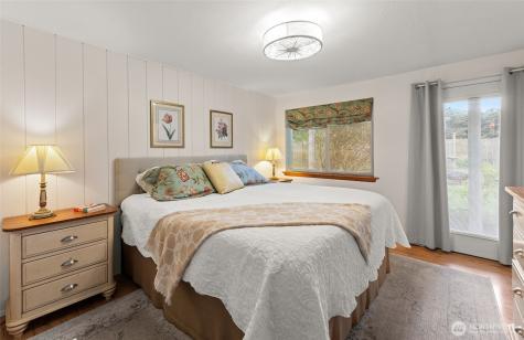 25720 78th Avenue SW Vashon WA 98070