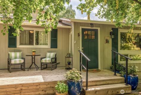25720 78th Avenue SW Vashon WA 98070