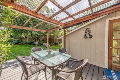25720 78th Avenue SW Vashon WA 98070