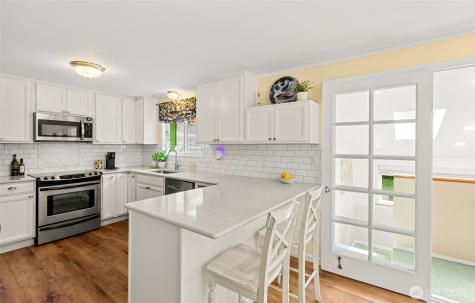 25720 78th Avenue SW Vashon WA 98070