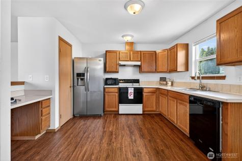 12205 135th Street E Puyallup WA 98374