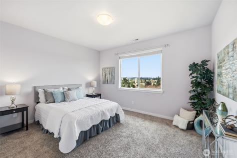 784 Freedom Court SE Port Orchard WA 98366