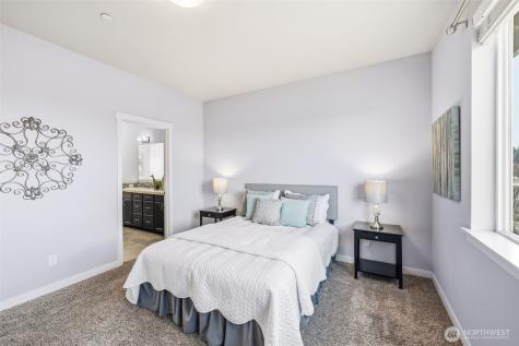 784 Freedom Court SE Port Orchard WA 98366