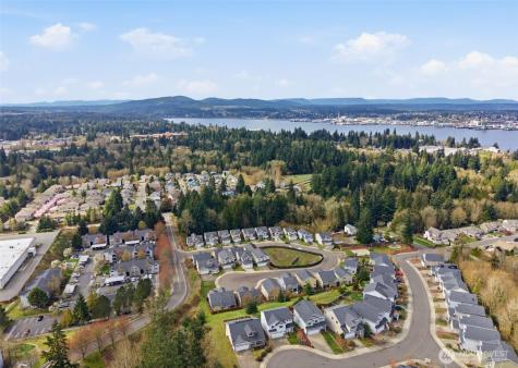 784 Freedom Court SE Port Orchard WA 98366