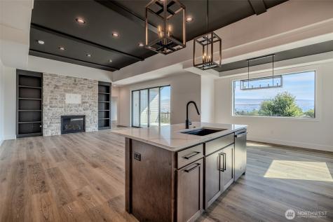 958 Racine Springs Drive Wenatchee WA 98801
