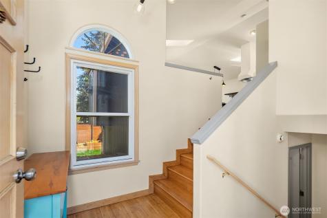 6627 Ellis Avenue S Seattle WA 98108