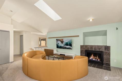 6627 Ellis Avenue S Seattle WA 98108