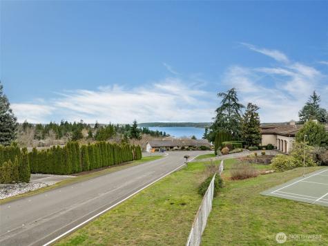 9808 NE 33rd Street Bellevue WA 98004