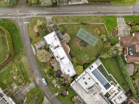 9808 NE 33rd Street Bellevue WA 98004