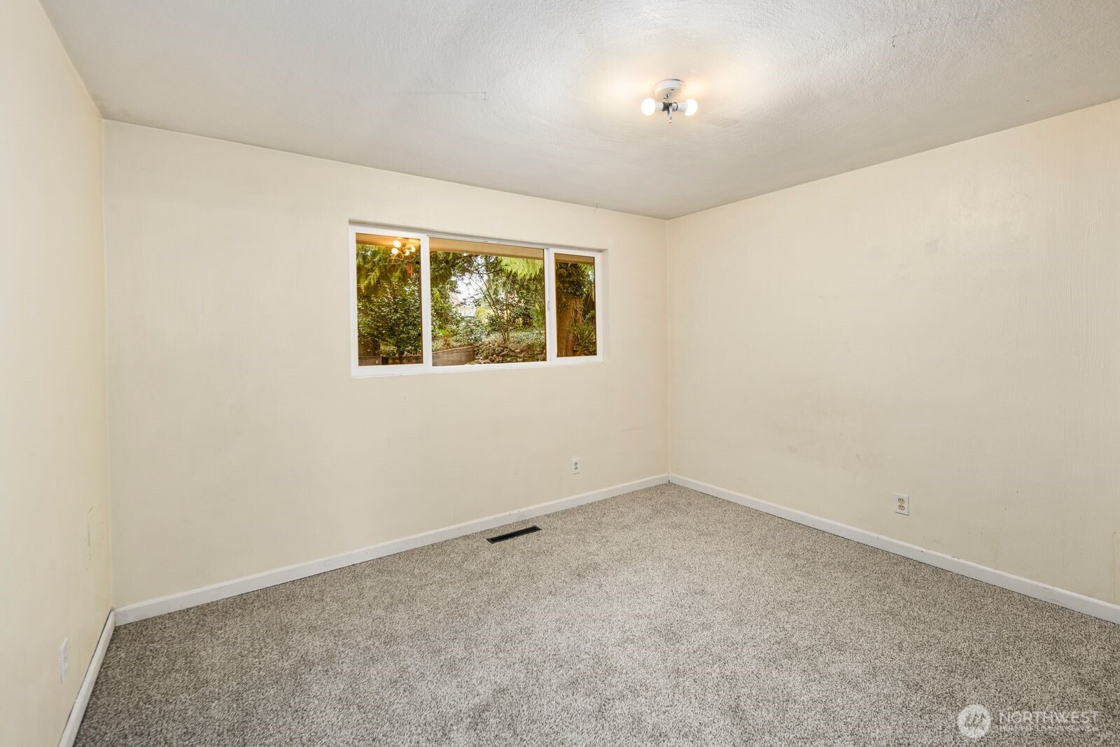 2108 E 24th Street Bremerton WA 98310