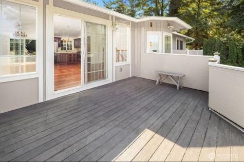 11004 100th Avenue NE Kirkland WA 98033