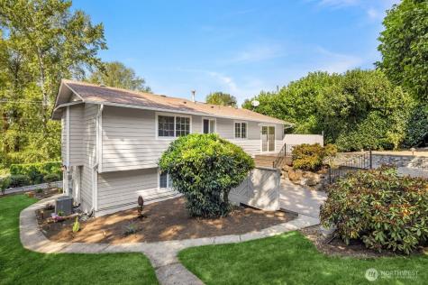 11004 100th Avenue NE Kirkland WA 98033