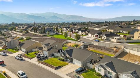 2223 Maryhill Street SE East Wenatchee WA 98802