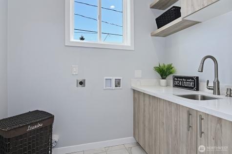 4524 12th Avenue S Seattle WA 98108