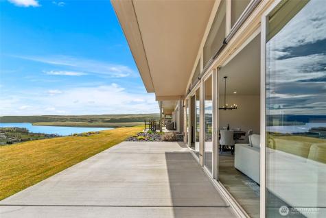 9773 Ridgeview Drive NW Quincy WA 98848