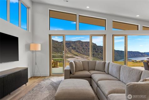 9773 Ridgeview Drive NW Quincy WA 98848