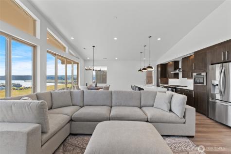 9773 Ridgeview Drive NW Quincy WA 98848