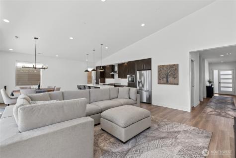 9773 Ridgeview Drive NW Quincy WA 98848