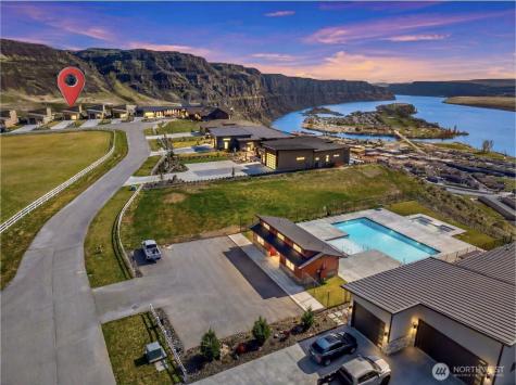 9773 Ridgeview Drive NW Quincy WA 98848