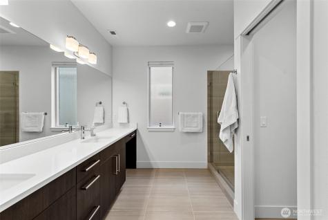 9773 Ridgeview Drive NW Quincy WA 98848
