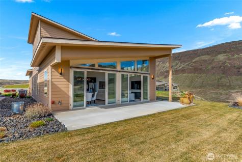 9773 Ridgeview Drive NW Quincy WA 98848