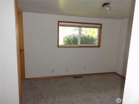 28821 18th Avenue S Federal Way WA 98003