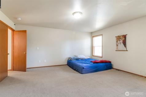22686 129th Place SE Kent WA 98031