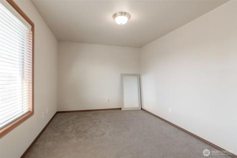 22686 129th Place SE Kent WA 98031