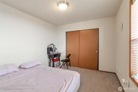 22686 129th Place SE Kent WA 98031