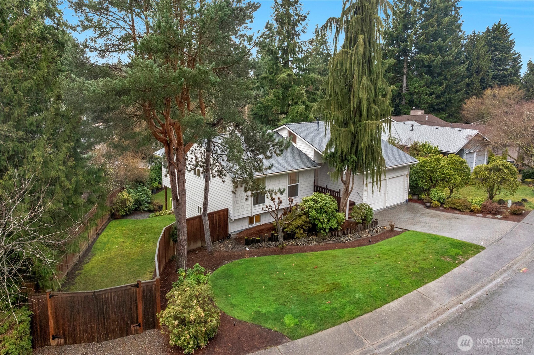 9102 NE 142nd Way Kirkland WA 98034