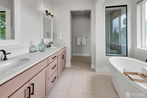 12143 NE 170th Place Bothell WA 98011