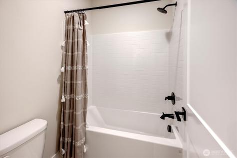 12143 NE 170th Place Bothell WA 98011